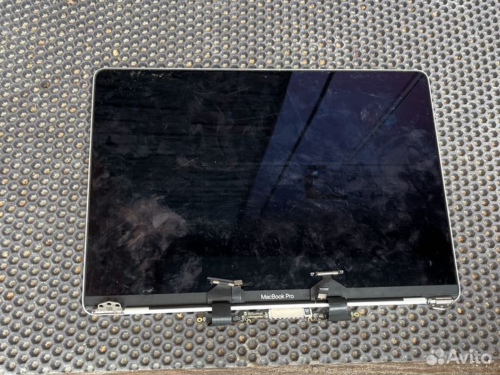 Дисплей от macbook pro