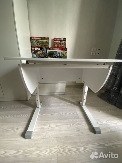 Письменный стол Hoff Осанка 80 для школьника