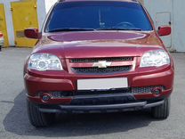 Chevrolet Niva 1.7 MT, 2011, 75 000 км, с пробегом, цена 715 000 руб.