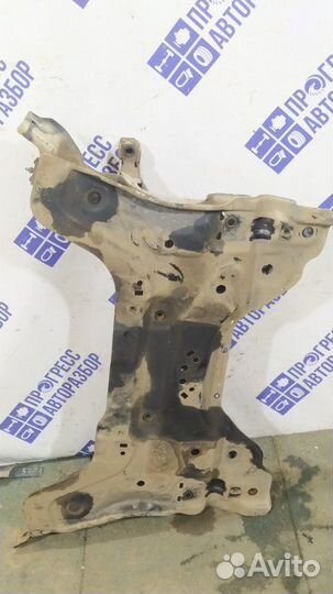 Подрамник передний Peugeot 308 хэтчбек 1.6 EP6