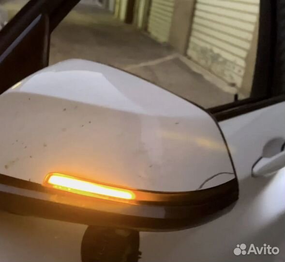 Бегущие поворотники для BMW 1, 2, 3, 4, X1 LED