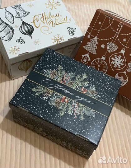 Коробка подарочная новогодняя большая