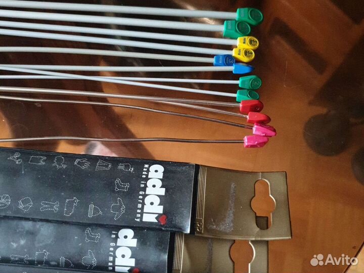 Вязанная салфетка,крючки и спицыAddi