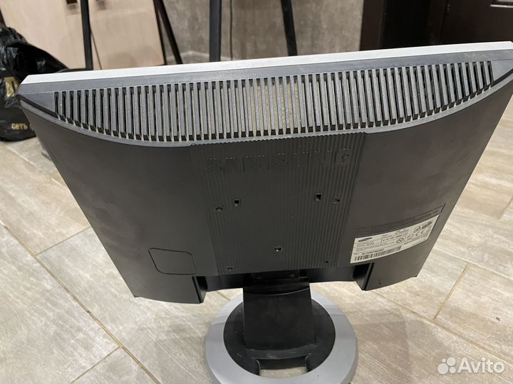 Монитор Samsung + клава + мышь