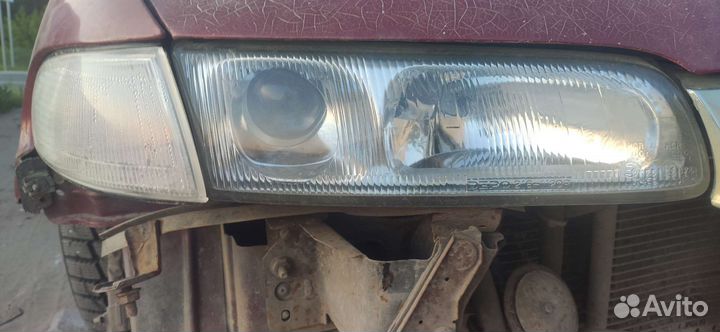 Фары передние Mazda 626 Мазда 626