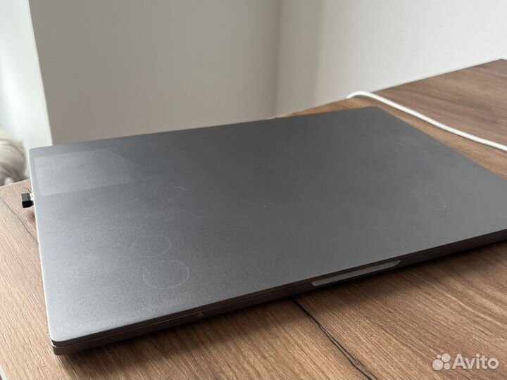 Xiaomi mi notebook pro 15.6 GTX1050