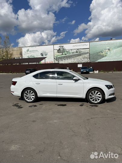 Skoda Superb 2.0 AMT, 2016, 180 000 км