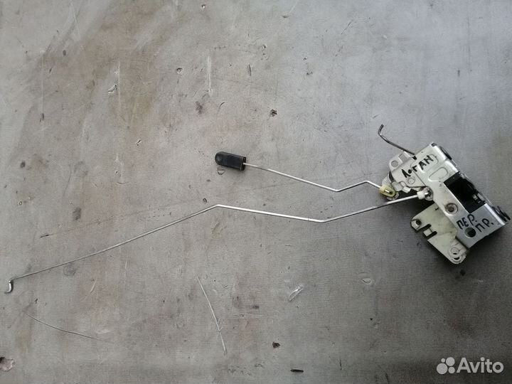 Замок двери передн. правой Renault Logan 2005-2014