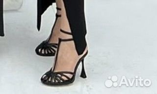 Продам босоножки
