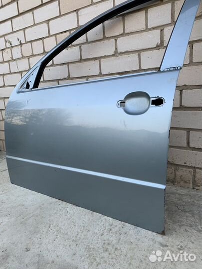 Дверь передняя левая Skoda Fabia 1