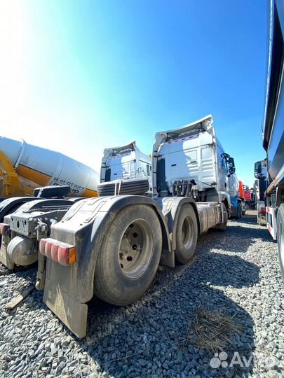 Sitrak ZZ4256V364HE, 2023