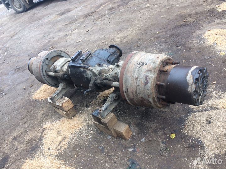 Продам задний мост,маз