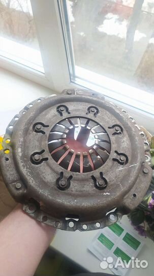 LUK 624308709 Сцепление и корзина Opel Vivaro 1