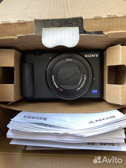 Фотоаппарат sony ZV - 1 Digital Camera