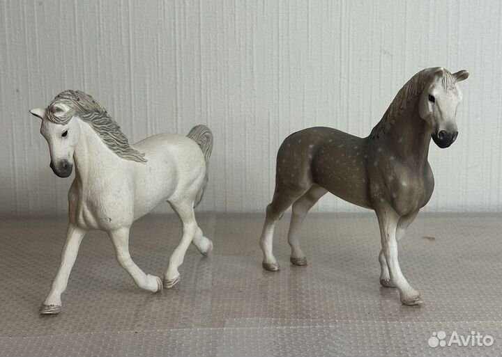 Фигурки лошадей schleich