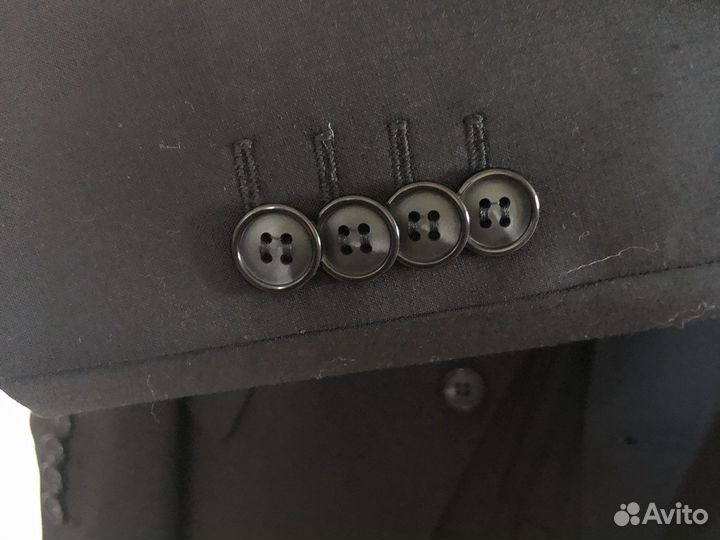 Новый школьный костюм 152