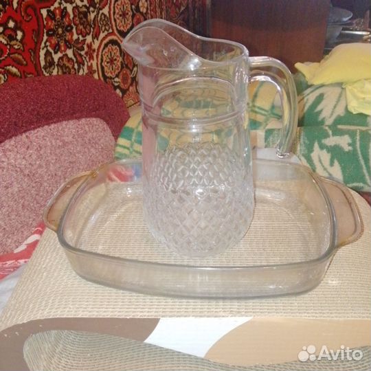 Кувшин и жаропрочная посуда и хрусталь