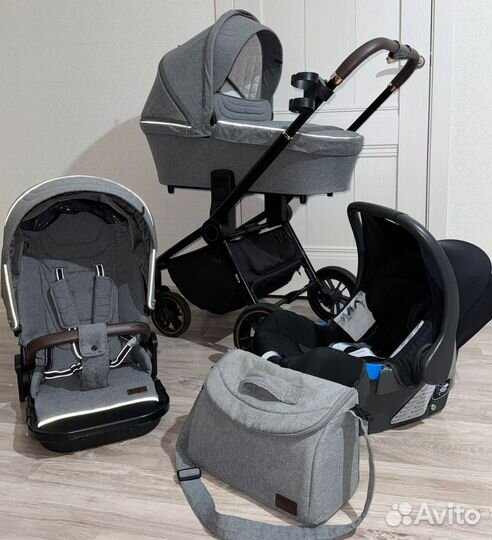 Carrello Epica +автолюлька Britax в подaрок