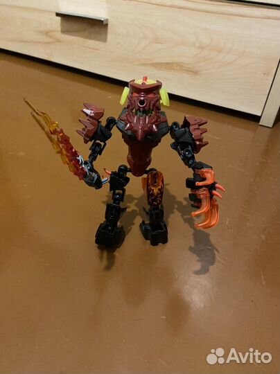 Продам роботов