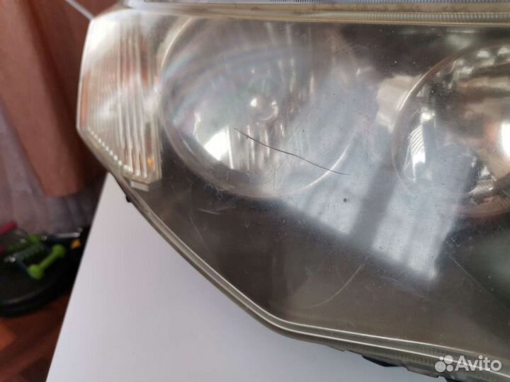 Передние фары Митсубиси аутлендер хл