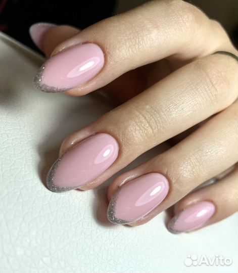 Маникюр на дому