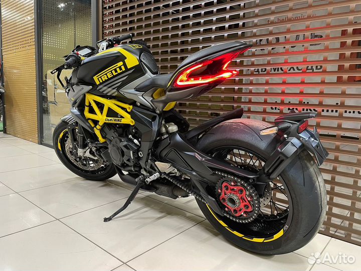 MV agusta dragter 800 pirelli limited edition