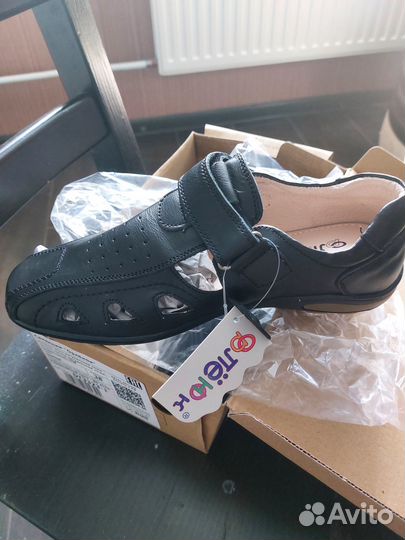 Сандалии натуральная кожа 38 размер