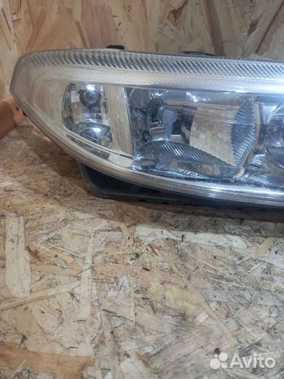 Фара Правая Рено Лагуна 2