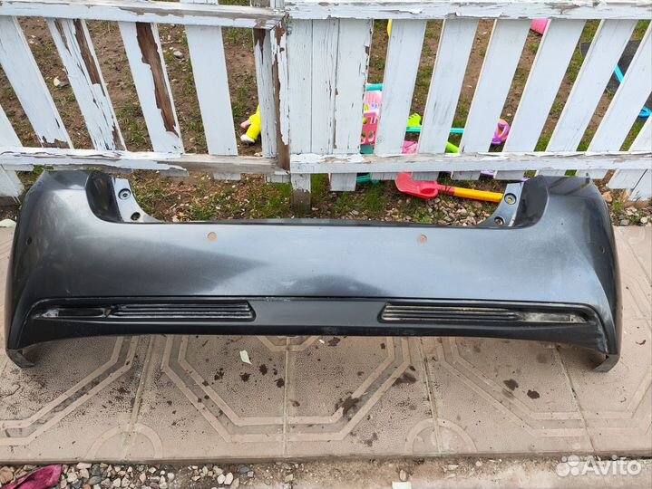 Оригинал Бампер задний Toyota Verso 2 2012-2015
