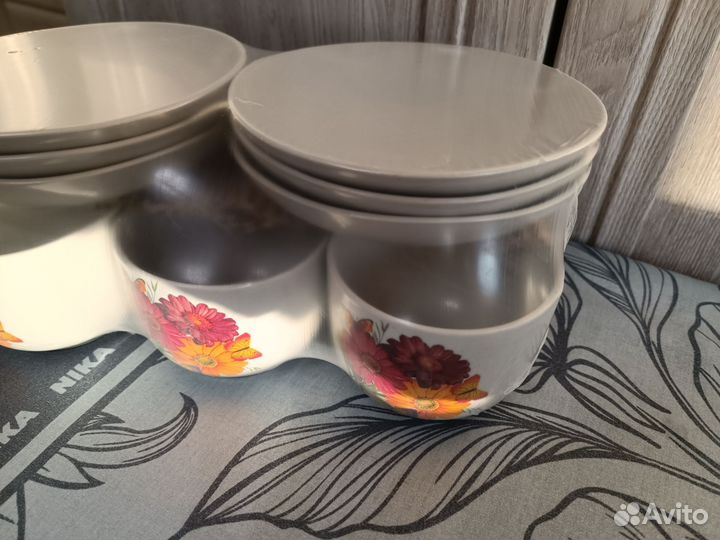 Сервиз новый 6 кружек, 6 блюдец