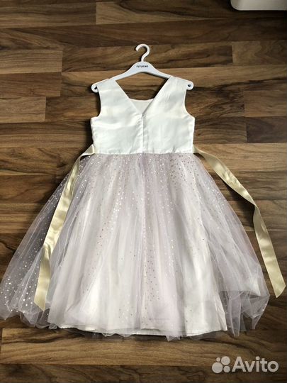 Нарядное платье для девочки р 140-152
