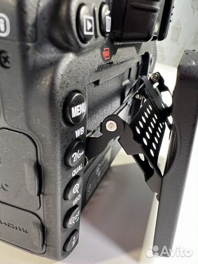 Зеркальный фотоаппарат Nikon D750