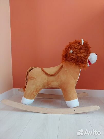 Качалка Лев для детей, состояние новой