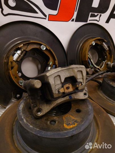 Комплект задних тормозов Mitsubishi Lancer X (2007