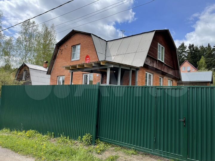 Дом 151 м² на участке 6 сот.