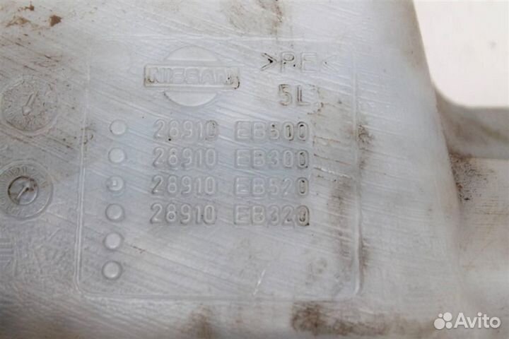 Бачок омывателя Nissan Navara D40