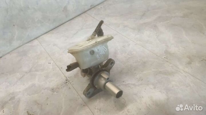 Главный тормозной цилиндр Peugeot 308