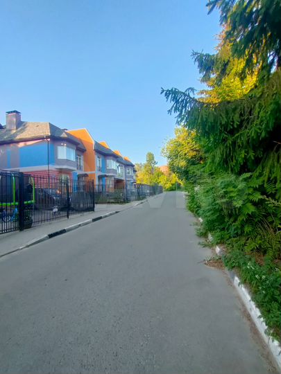 Таунхаус 300 м² на участке 2 сот.