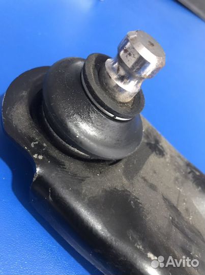 Правый передний рычаг Nissan Micra, Nissan Note