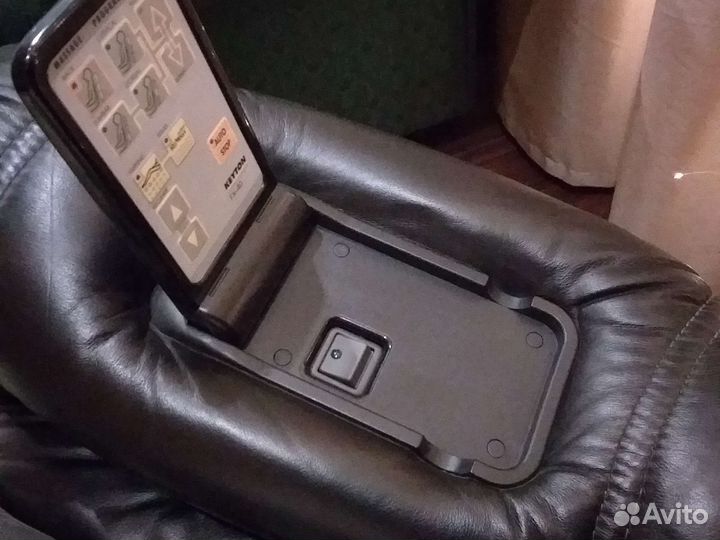 Массажное кожаное кресло, Испания