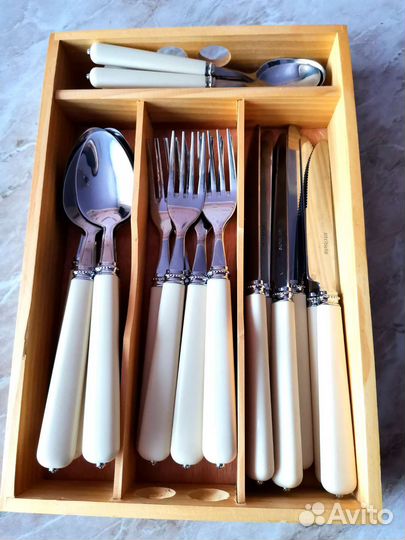 Набор столовых приборов