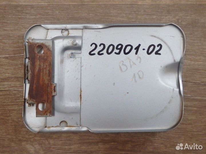 Лючок бензобака ваз 2110 2112