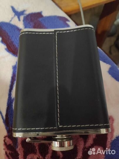 Подарочная фляжка