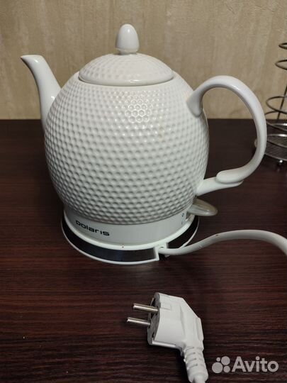 Чайник электрический polaris
