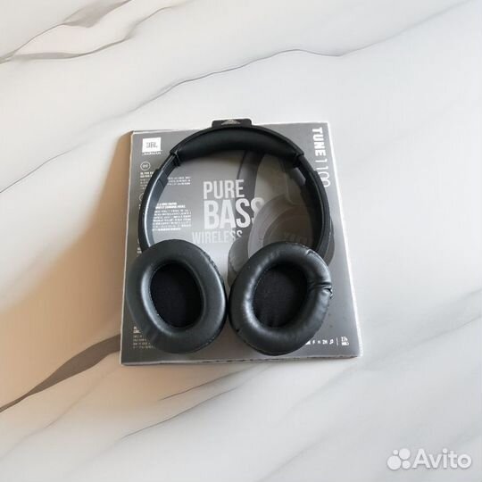 JBL Tune 1100 чёрные/бежевые