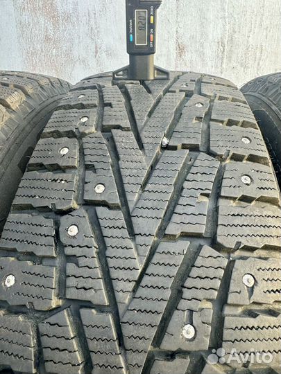 Roadstone Winguard WinSpike SUV 235/65 R17