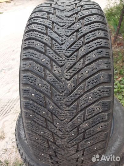 Nokian Tyres Hakkapeliitta 8 225/50 R17