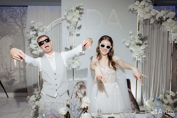 Ведущий и диджей на свадьбу