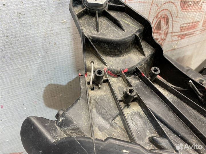 Фара правая Mercedes E W213 с 2016 года