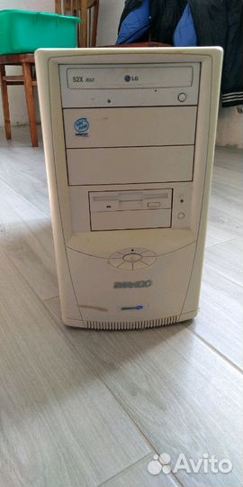 Системный блок и монитор